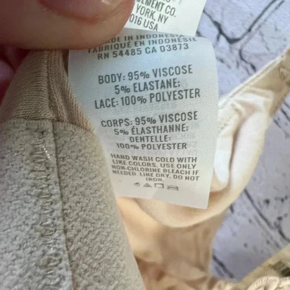 Aerie NWT Longline Racerback Bralette Lace Detail Size Medium‎